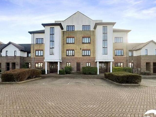 House for sale in Brompton, Chatham