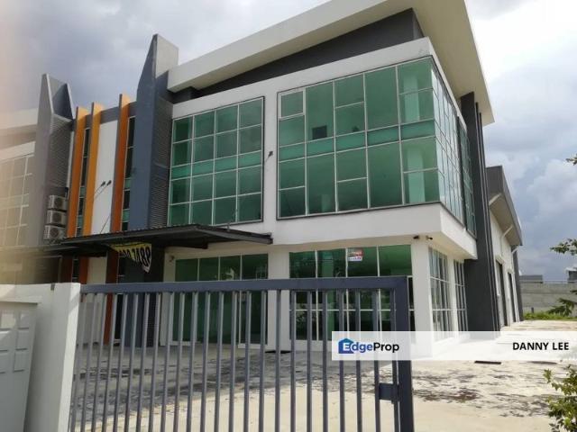 Warehouse for sale in Kajang, Langat