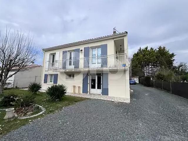 Maison vente à Saintes, Semussac