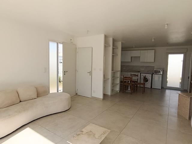 Maison location à Saintes, Semussac