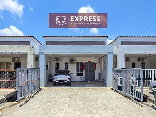 Terraced House for sale in Long Miri