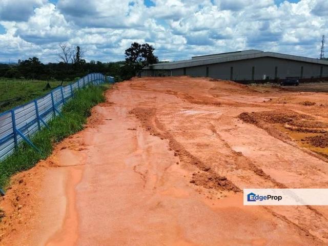 Warehouse for sale in Kulai