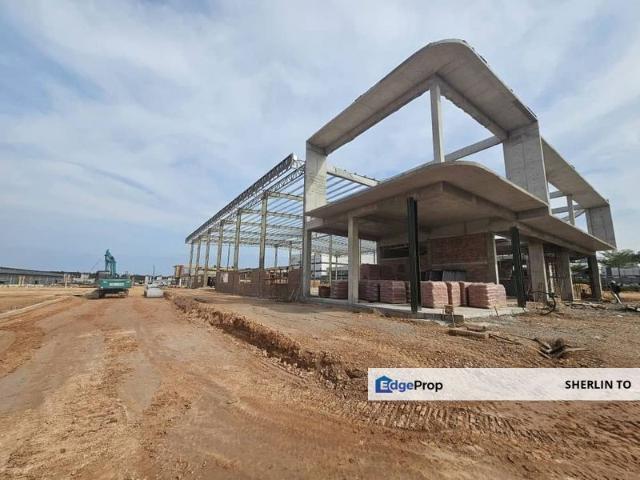 Warehouse for sale in Kulai