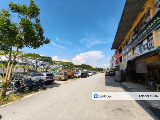 Shop for sale in Kulai, Johor