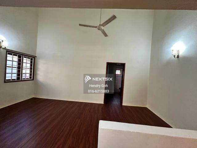 Warehouse for sale in Kulai, Johor