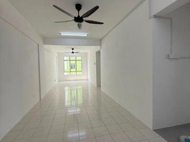 Flat for rent in Kulai, Johor