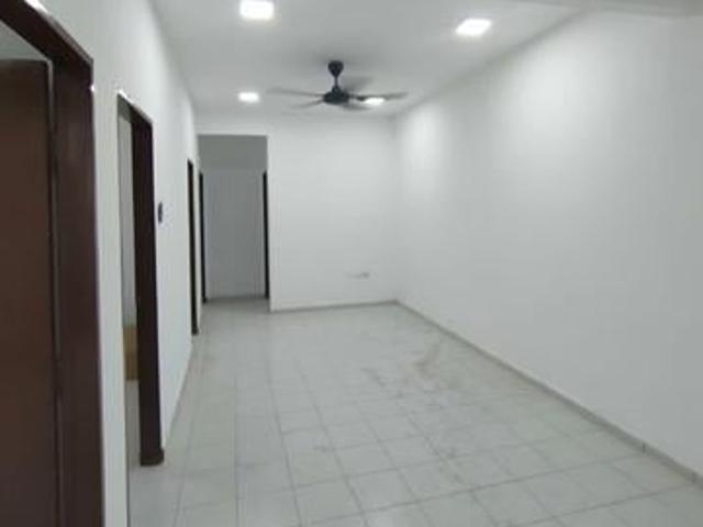 Townhouse for sale in Senai, Kulai