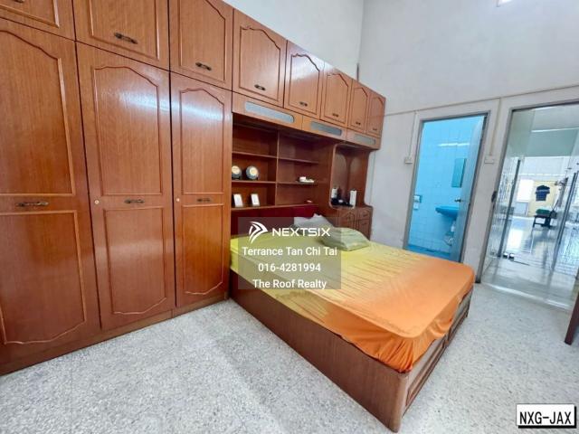 Shop for sale in Kulai, Johor