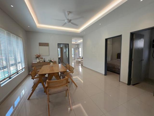 Townhouse for sale in Tanjong Sepat, Selangor