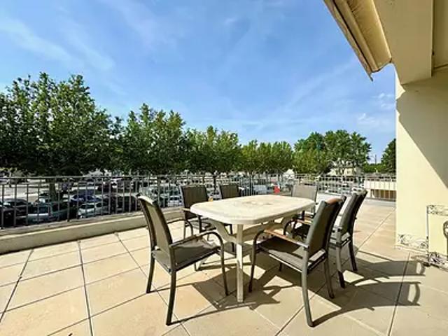 Appartement vente à Aix-en-Provence, Sénas