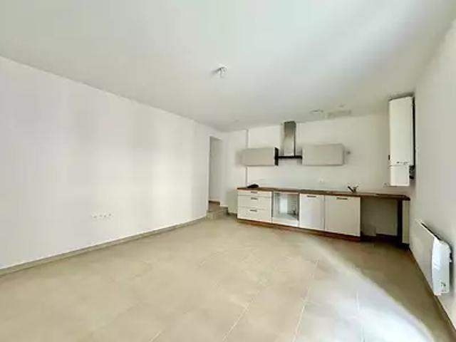 Appartement location à Aix-en-Provence, Sénas