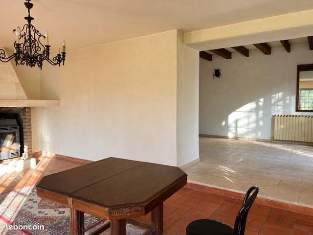 Maison vente à Sénas, Bouches-du-Rhône