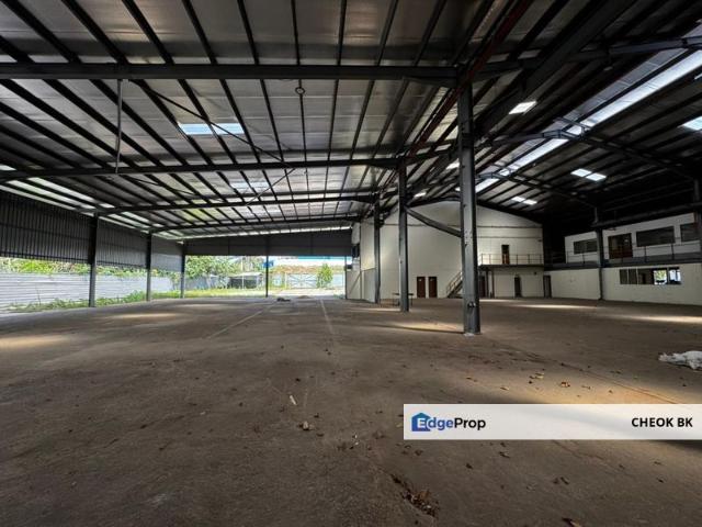 Warehouse for rent in Sendayan Village, Negeri Sembilan