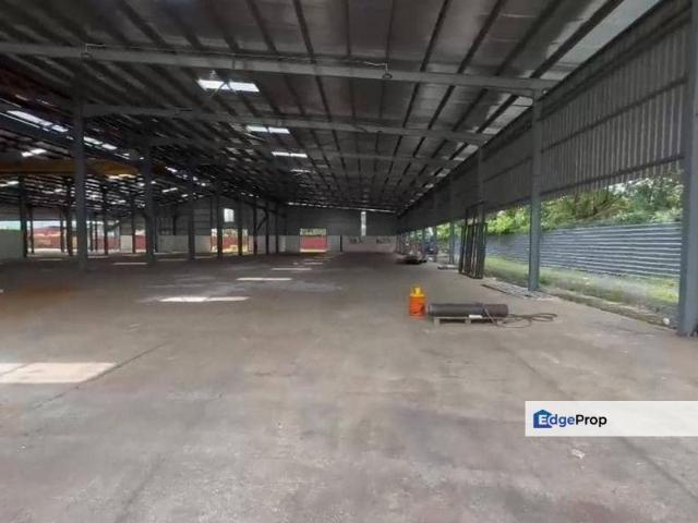 Warehouse for rent in Sendayan Village, Negeri Sembilan