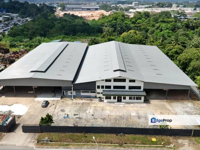 Warehouse for rent in Sendayan Village, Negeri Sembilan