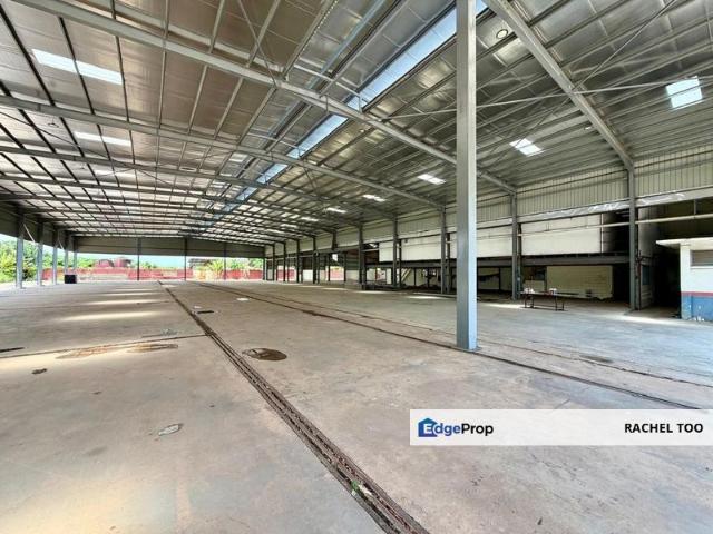 Warehouse for rent in Seremban
