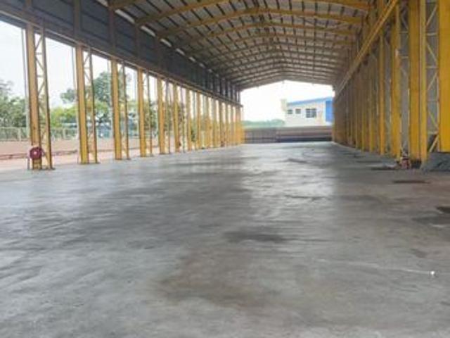 Warehouse for rent in Sendayan Village, Negeri Sembilan