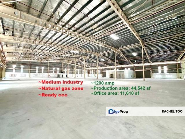 Warehouse for rent in Sendayan Village, Negeri Sembilan