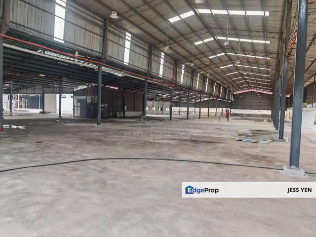 Warehouse for rent in Sendayan Village, Negeri Sembilan