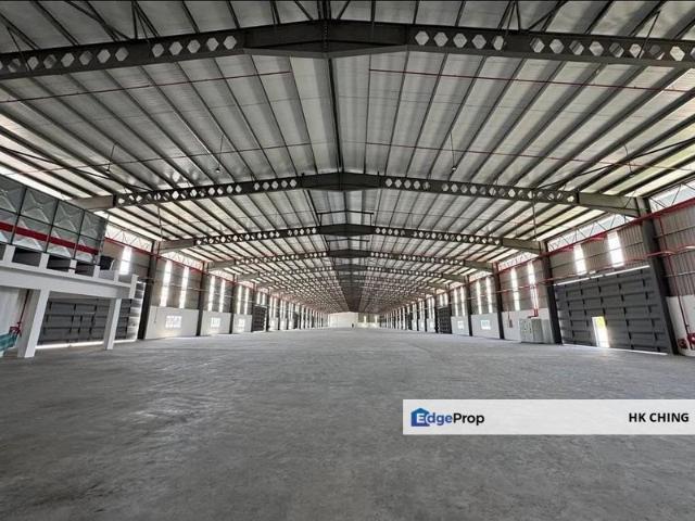 Warehouse for rent in Sendayan Village, Negeri Sembilan
