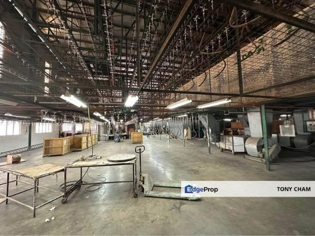 Warehouse for rent in Sendayan Village, Negeri Sembilan
