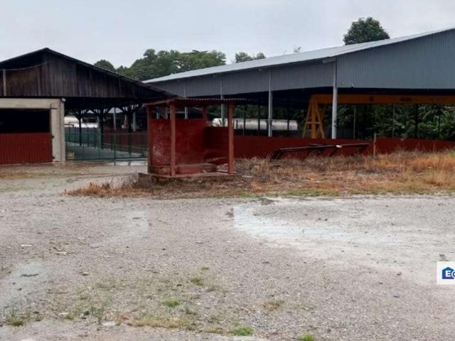 Warehouse for rent in Sendayan Village, Negeri Sembilan