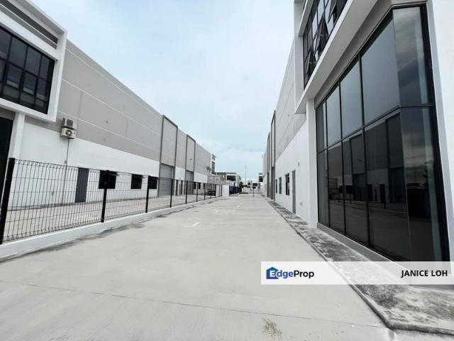 Warehouse for sale in Sendayan Village, Negeri Sembilan