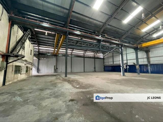 Warehouse for rent in Sendayan Village, Negeri Sembilan