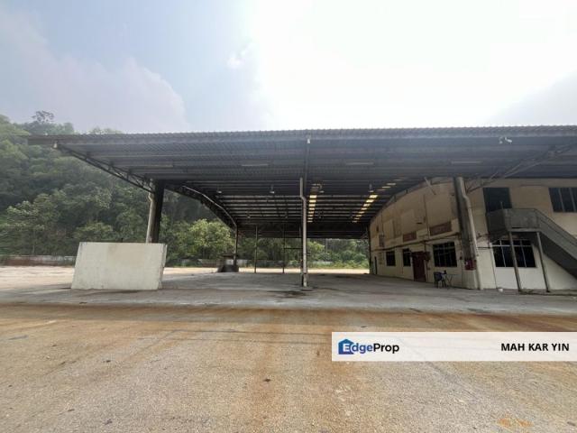 Warehouse for sale in Kampung Blok C, Seremban