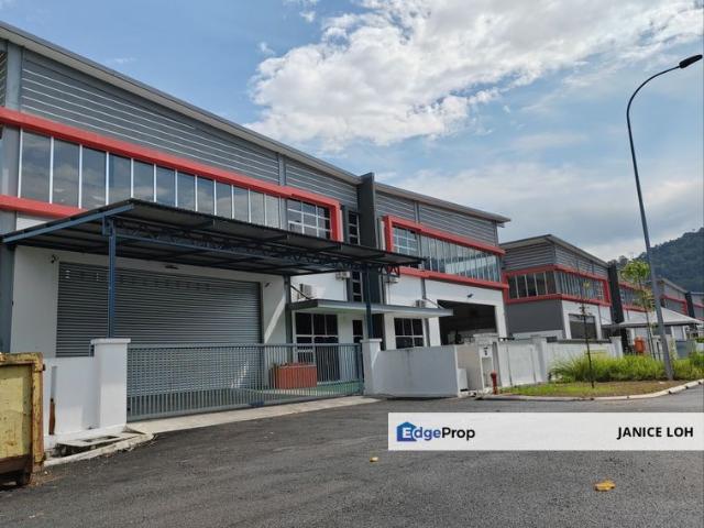 Warehouse for sale in Sendayan Village, Negeri Sembilan