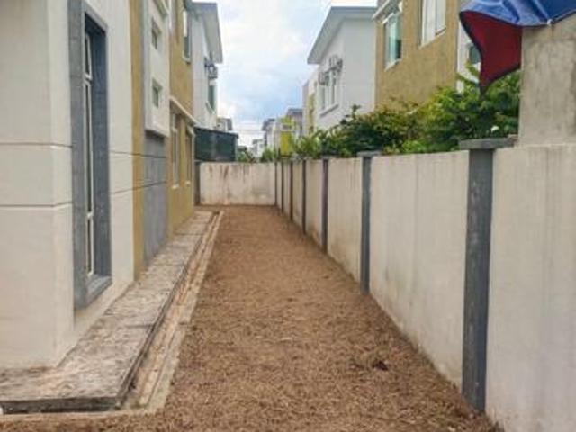 Bungalow for sale in Sendayan Village, Negeri Sembilan