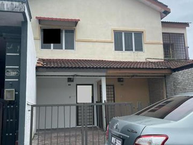 Townhouse for sale in Sendayan Village, Negeri Sembilan