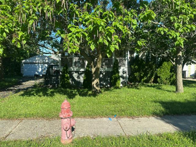 House for sale in Roseville, Michigan