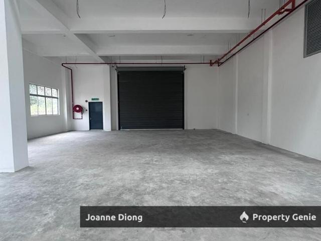 Warehouse for rent in Sendayan Village, Negeri Sembilan