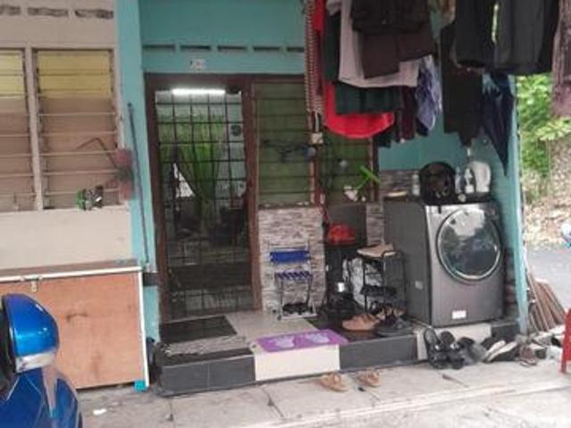 Townhouse for sale in Labu Jaya, Negeri Sembilan