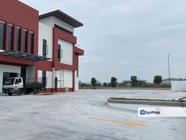 Warehouse for rent in Sendayan Village, Negeri Sembilan