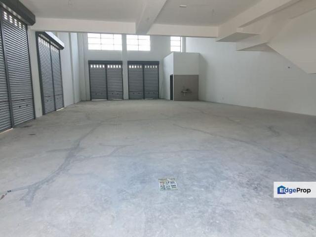 Warehouse for rent in Sendayan Village, Negeri Sembilan