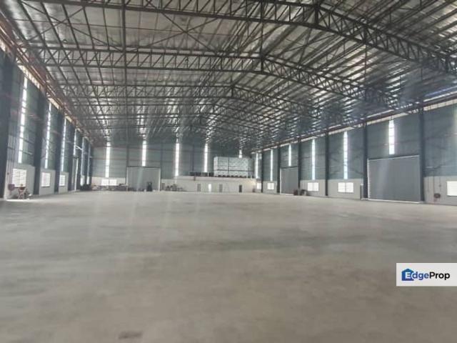 Warehouse for rent in Sendayan Village, Negeri Sembilan