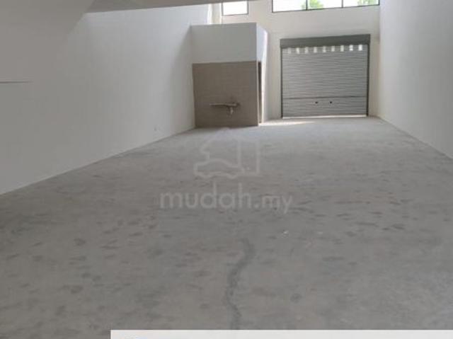 Warehouse for rent in Sendayan Village, Negeri Sembilan