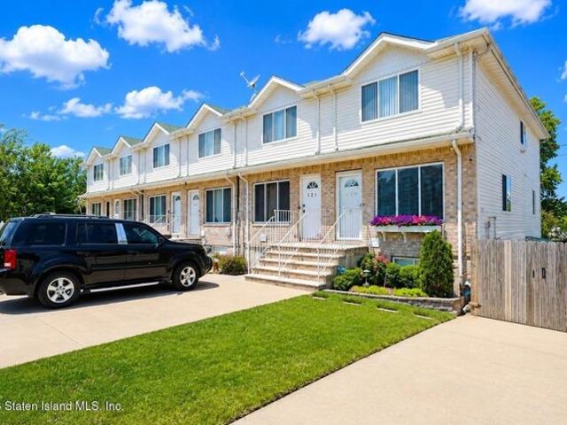 House for sale in Arverne, New York