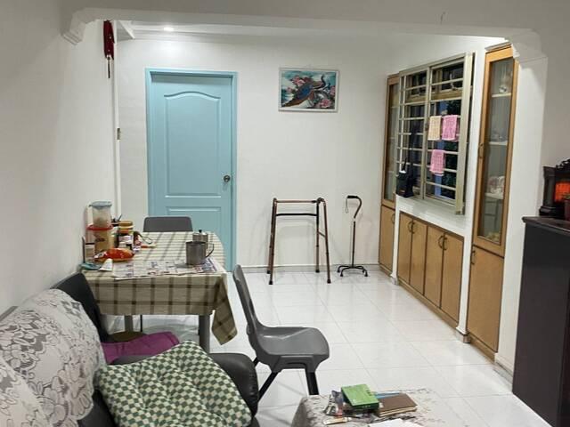 Room for rent in Compassvale, Singapore