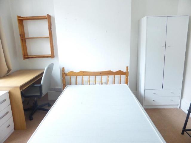 House for rent in Ratcliffe, Stepney