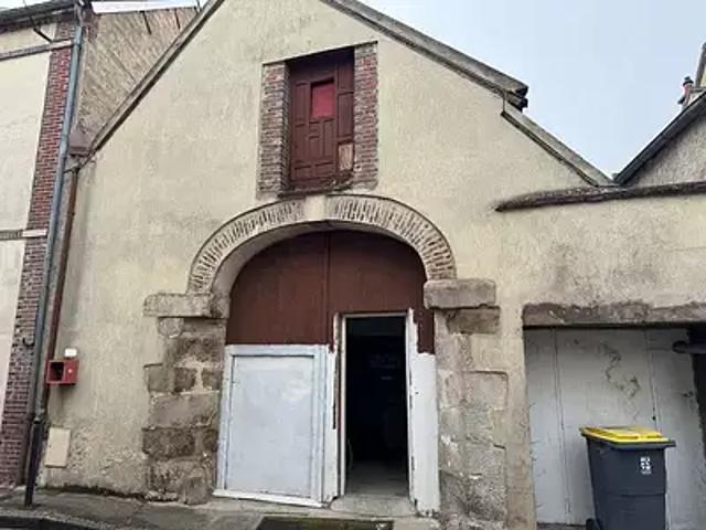 Garage vente à Sens, Yonne