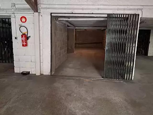 Garage location à Sens, Yonne