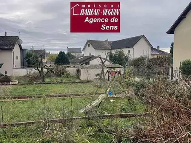 Terrain vente à Sens