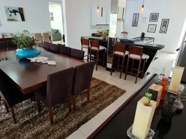Casa venda em Região Geográfica Imediata do Distrito Federal, Região Integrada de Desenvolvimento do Distrito Federal e Entorno
