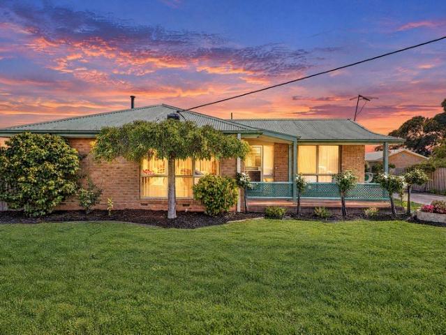 Apartment for sale in Officer, Melbourne