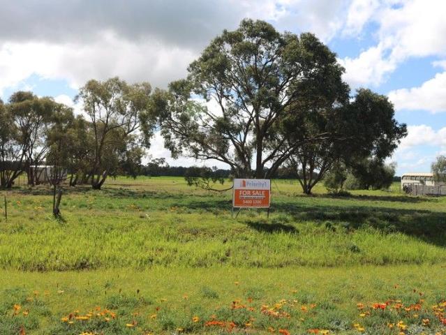 Land for sale in Charlton, Victoria