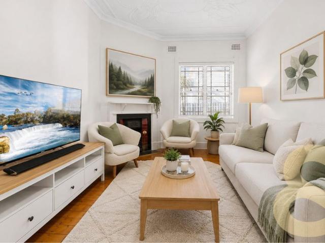 Townhouse for rent in Sydney, New South Wales