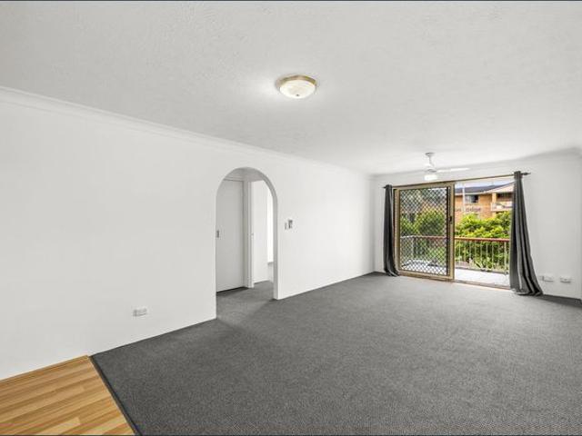 Apartment for rent in Palm Beach, Gold Coast City